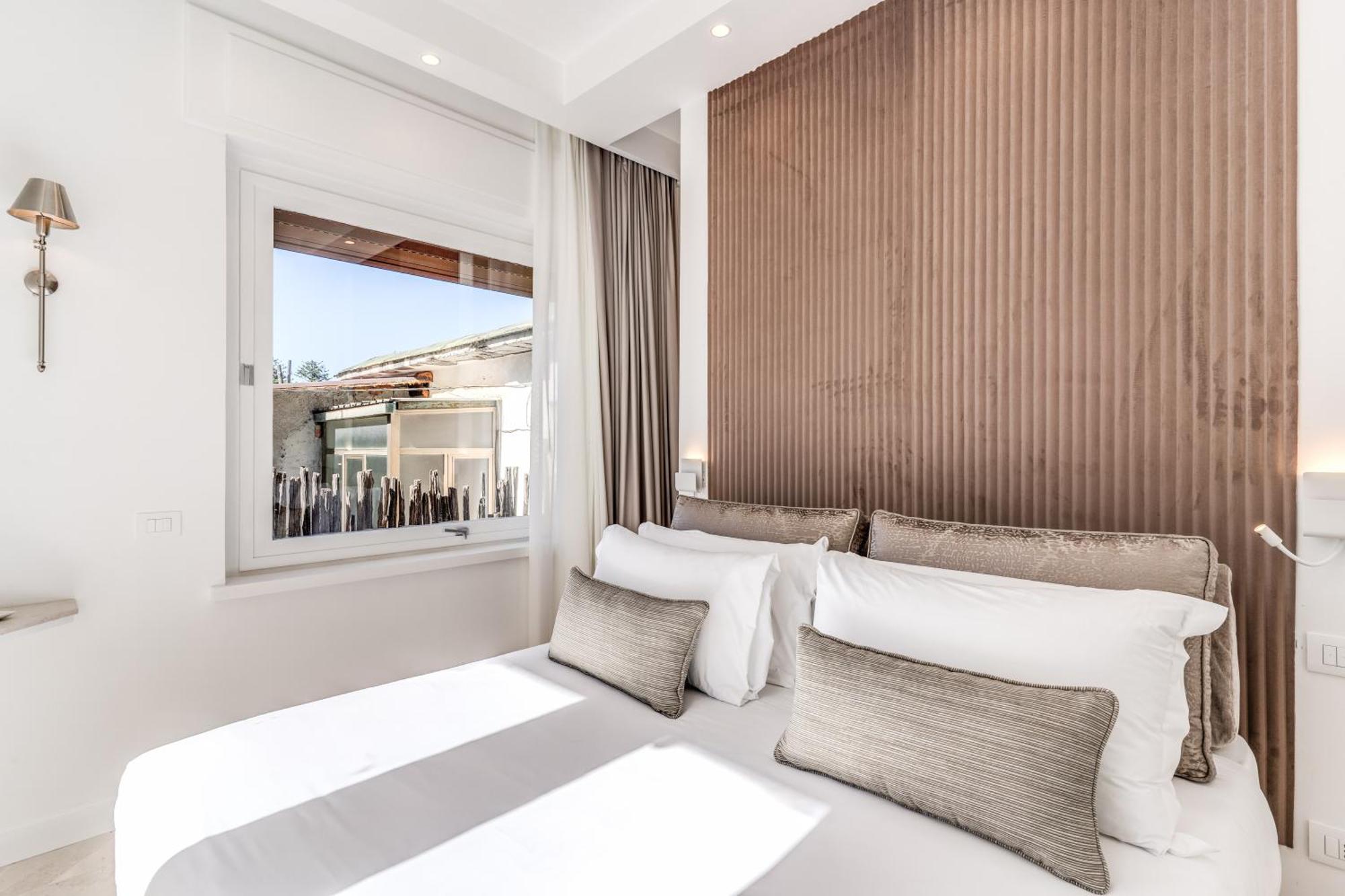 Diff'Rent Souls Rooms - Luxury Accomodation Sorrente Extérieur photo
