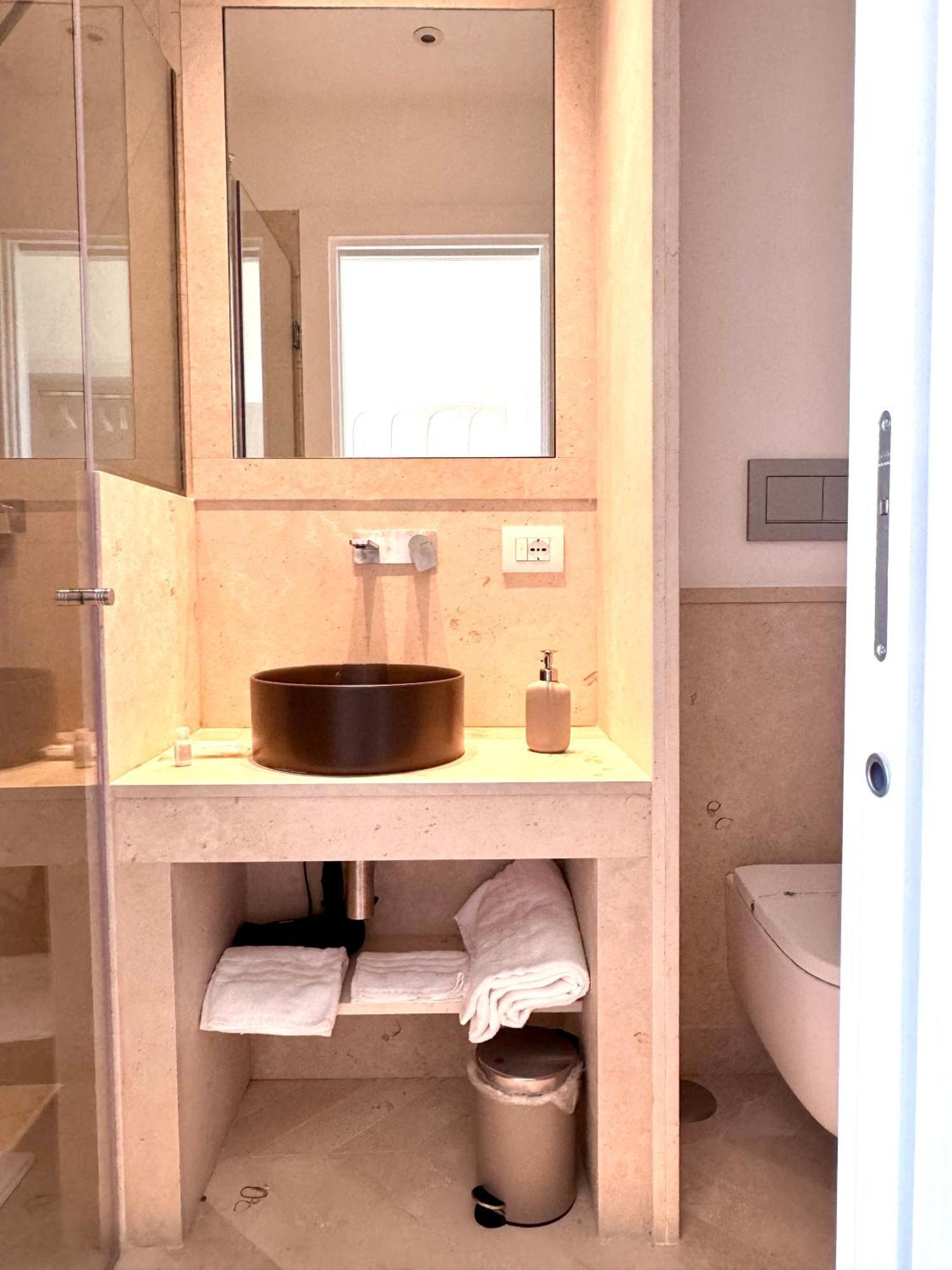 Diff'Rent Souls Rooms - Luxury Accomodation Sorrente Extérieur photo